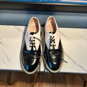 Black and White Women's Oxford Shoes